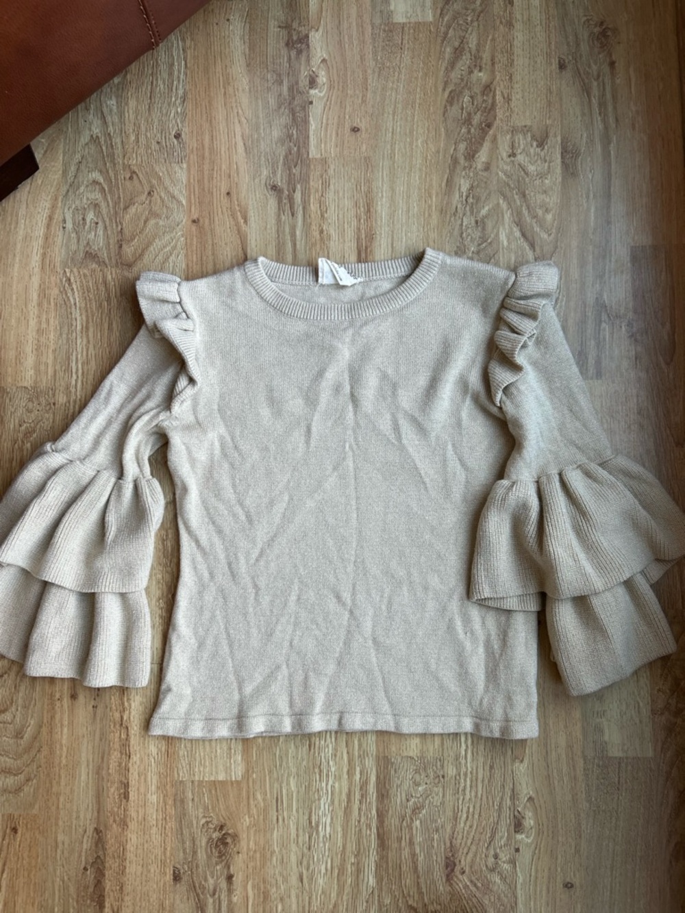 Joyfolie Mia Joy Cream Gold Glitter Ruffle Sweater Size 10